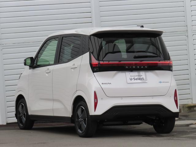 サクラ Ｇ　ナビフルセグ前後ドラレコＲカメラＥＴＣＡＷＬＥＤ　シートヒータ　地デジ　アラウンドビュ　横滑防止装置　ＵＳＢ接続　ワンオーナ　踏み間違い防止アシスト　寒冷地仕様　ＬＥＤヘッドランプ　Ｐアシスト　ＡＢＳ（5枚目）