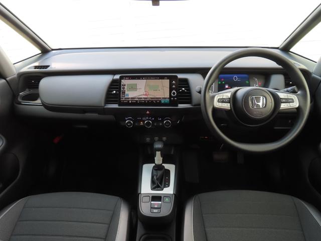 フィット e:HEVクロスター ナビフルセグRカメラETCLEDAW 衝突回避システム 禁煙 フルオートエアコン 前後センサー LEDランプ エアバッグ サイドエアバック 地デジ オートクルーズコントロール VSA バックカメラ(2枚目)