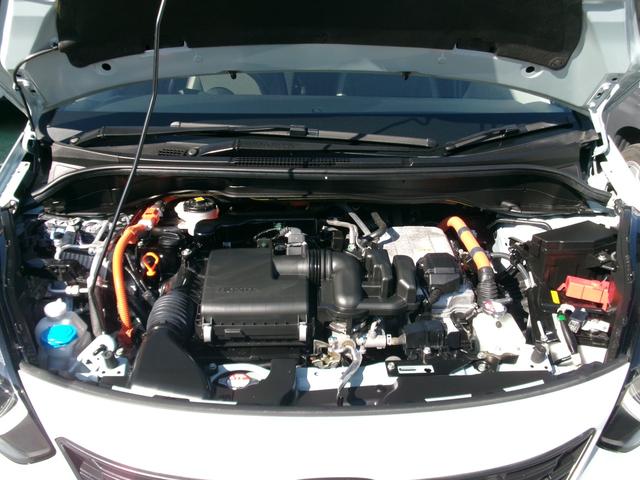 フィット e:HEVクロスター ナビフルセグRカメラETCLEDAW 衝突回避システム 禁煙 フルオートエアコン 前後センサー LEDランプ エアバッグ サイドエアバック 地デジ オートクルーズコントロール VSA バックカメラ(37枚目)