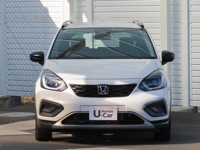 フィット e:HEVクロスター ナビフルセグRカメラLEDAW 衝突回避システム 禁煙 フルオートエアコン 前後センサー LEDランプ エアバッグ サイドエアバック 地デジ オートクルーズコントロール VSA バックカメラ USB(3枚目)