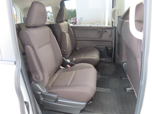 フリードハイブリッド ハイブリッド・Gホンダセンシング ナビフルセグドラレコRカメラETCLED 軽減ブレーキ キーフリーシステム 1オ-ナ- DVD再生可能 サイドカーテンエアバック ECON 禁煙 後カメラ Aクルーズ 地デジフルセグTV シートH(10枚目)