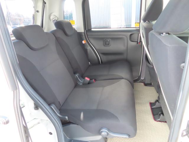 ムーヴキャンバス ＸブラックアクセントリミテッドＳＡＩＩＩ　ナビフルセグＲカメラ　アラウンドビュー　パワーステアリング　衝突被害軽減装置　エアコン　ナビＴＶ　パワーウィンドウ　横滑り防止装置　両側自動ドア　エアバッグ　ＤＶＤ　バックモニター　ＡＢＳ　禁煙（10枚目）