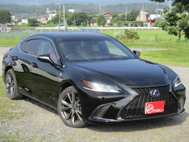 ＥＳ ＥＳ３００ｈ　Ｆスポーツ　ナビ　Ｂカメラ　ＤＴＶ　ＢＴ　サンルーフ　三眼ＬＥＤライト　赤革エアシート　シートヒーター　パドルシフト　セーフティセンス　レーダークルーズ　純正１９ＡＷ　メモリー付Ｐシート　ステアヒーター　ドラレコ（4枚目）