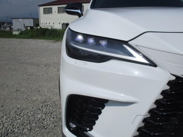 ＲＸ ＲＸ３５０　Ｆスポーツ　１オーナー　マークレビンソン　ナビ　全方位カメラ　ＤＴＶ　ＢＴ　パノラマサンルーフ　ハーフレザー　ベンチレーションシート　ヒーター　三眼ＬＥＤライト　オレンジキャリパー　純正２１ＡＷ　ＨＵＤ　ＡＣＣ（5枚目）