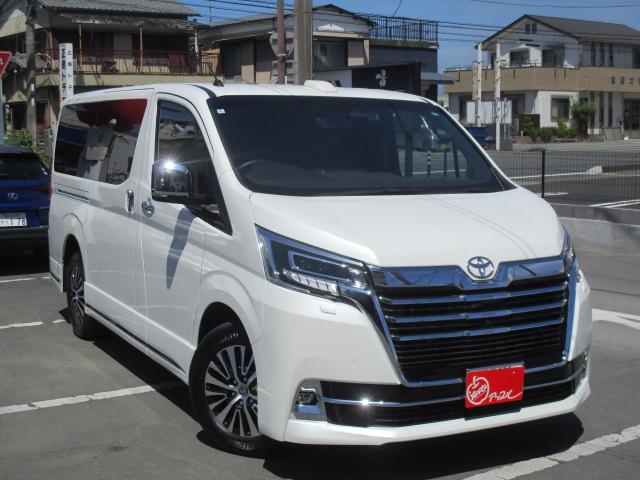 グランエース プレミアム　１オーナー　純正ナビ　全方位カメラ　ＤＴＶ　ＢＴ　フリップダウンモニター　革シート　シートヒーター　後席シートヒーター　パワーシート　両側パワースライド　ＬＥＤライト　セーフティセンス　ＡＣＣ（4枚目）