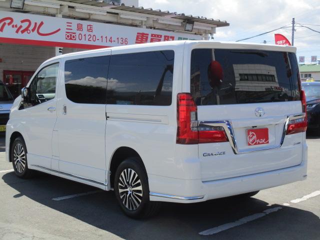 グランエース プレミアム　１オーナー　純正ナビ　全方位カメラ　ＤＴＶ　ＢＴ　フリップダウンモニター　革シート　シートヒーター　後席シートヒーター　パワーシート　両側パワースライド　ＬＥＤライト　セーフティセンス　ＡＣＣ（9枚目）