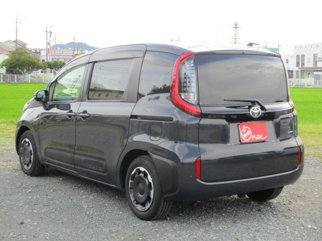 シエンタ ハイブリッドＺ　１オーナー　純正ナビ　全方位カメラ　ＤＴＶ　ＢＴ　両側パワースライド　シートヒーター　セーフティセンス　レーダークルーズ　ＬＥＤライト　ＡＣ１００Ｖ　スマートキー　ＥＴＣ　ステアリングヒーター（9枚目）