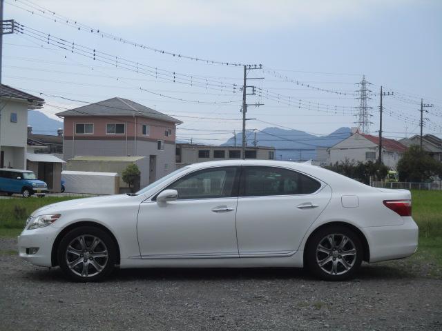 ＬＳ ＬＳ４６０　バージョンＣ　Ｉパッケージ　純正１８ＡＷ／メーカーＨＤＤナビ・ＤＶＤ・地デジ／マークレビンソン／Ｂカメラ／黒革シート／メモリ付きパワーシート／エアシート／ステアヒーター／クルコン／ドラレコ／クリアランスソナー／ビルトインＥＴＣ／（5枚目）