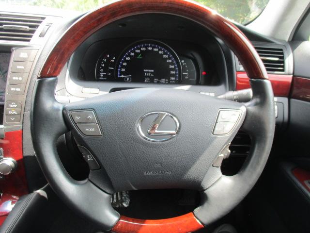 ＬＳ ＬＳ４６０　バージョンＣ　Ｉパッケージ　純正１８ＡＷ／メーカーＨＤＤナビ・ＤＶＤ・地デジ／マークレビンソン／Ｂカメラ／黒革シート／メモリ付きパワーシート／エアシート／ステアヒーター／クルコン／ドラレコ／クリアランスソナー／ビルトインＥＴＣ／（26枚目）