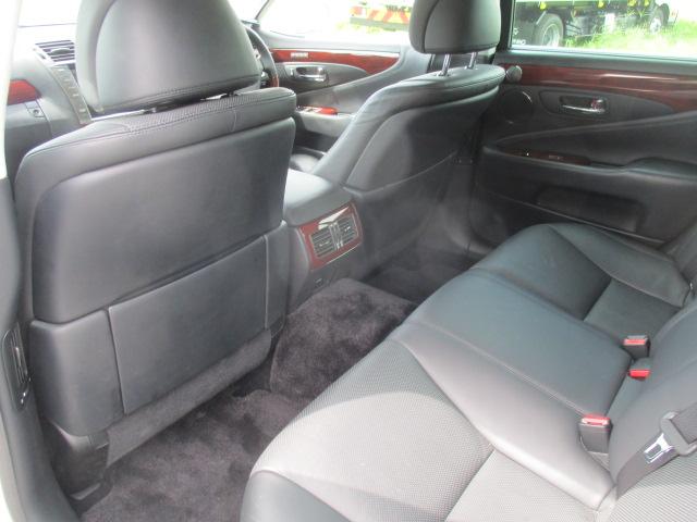 ＬＳ ＬＳ４６０　バージョンＣ　Ｉパッケージ　純正１８ＡＷ／メーカーＨＤＤナビ・ＤＶＤ・地デジ／マークレビンソン／Ｂカメラ／黒革シート／メモリ付きパワーシート／エアシート／ステアヒーター／クルコン／ドラレコ／クリアランスソナー／ビルトインＥＴＣ／（41枚目）