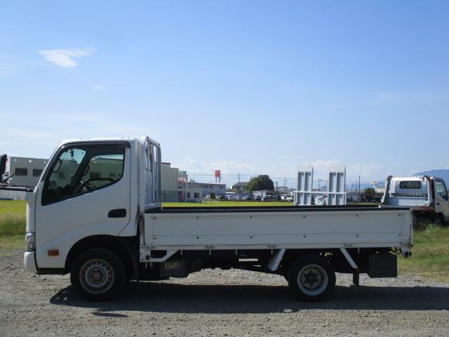 トヨエース ロングジャストロー　木製平ボディ／積載量１４５０ｋｇ／ＡＴ／リヤＷタイヤ／ＥＴＣ／ポータブルナビ／ドライブレコーダー／ヘッドライトレベライザー／片側電動格納ミラー／（5枚目）