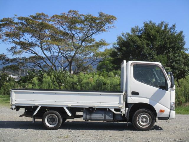 トヨエース ロングジャストロー　木製平ボディ／積載量１４５０ｋｇ／ＡＴ／リヤＷタイヤ／ＥＴＣ／ポータブルナビ／ドライブレコーダー／ヘッドライトレベライザー／片側電動格納ミラー／（9枚目）