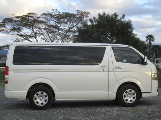 ハイエースバン スーパーGL ダークプライムII ワンオーナー/ハーフレザーシート/アルパインフローティングナビ/BT/フルセグ/Bカメラ/LEDライト/スマートキー/ETC(9枚目)