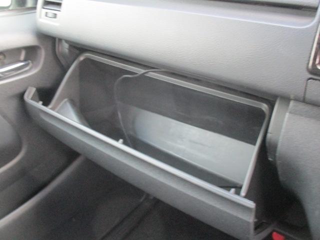 ハイエースバン スーパーGL ダークプライムII ワンオーナー/ハーフレザーシート/アルパインフローティングナビ/BT/フルセグ/Bカメラ/LEDライト/スマートキー/ETC(29枚目)