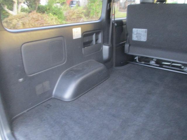 ハイエースバン スーパーGL ダークプライムII ワンオーナー/ハーフレザーシート/アルパインフローティングナビ/BT/フルセグ/Bカメラ/LEDライト/スマートキー/ETC(38枚目)