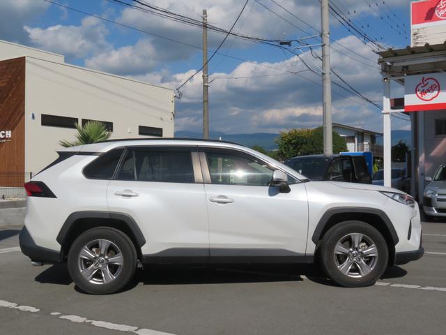 RAV4 X 4WD/ワンオーナー/純正ディスプレイオーディオ/BT・Bカメラ/純正17インチアルミ//セーフティセンス/レーダークルーズ/デュアルエアコン/ルーフレール/前後ドラレコ/ETC2.0/LED/フォグ(9枚目)