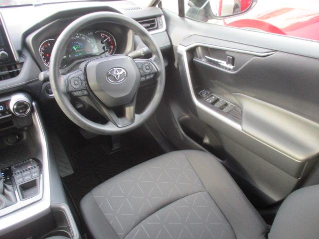 RAV4 X 4WD/ワンオーナー/純正ディスプレイオーディオ/BT・Bカメラ/純正17インチアルミ//セーフティセンス/レーダークルーズ/デュアルエアコン/ルーフレール/前後ドラレコ/ETC2.0/LED/フォグ(13枚目)