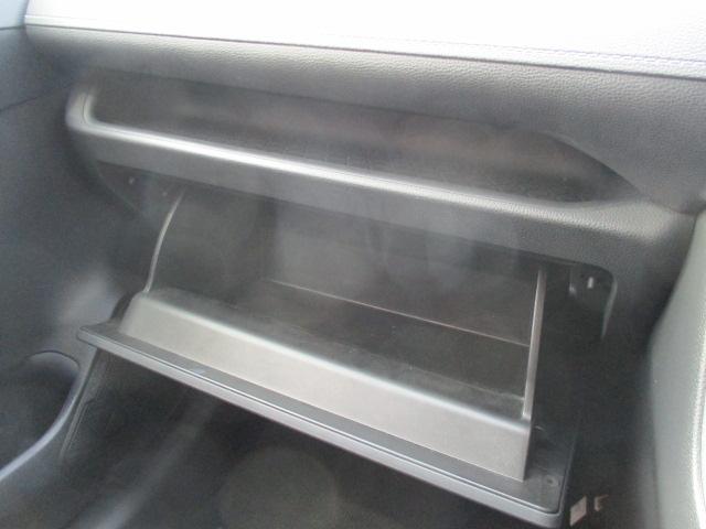 RAV4 X 4WD/ワンオーナー/純正ディスプレイオーディオ/BT・Bカメラ/純正17インチアルミ//セーフティセンス/レーダークルーズ/デュアルエアコン/ルーフレール/前後ドラレコ/ETC2.0/LED/フォグ(34枚目)