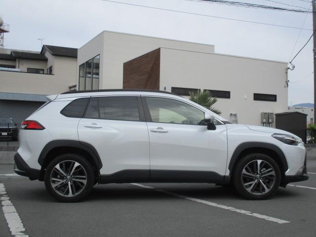 カローラクロス ハイブリッド Z 1オーナー 純正ナビ 全方位カメラ BT ハーフレザー シートヒーター LEDライト パワーシート パワーバックドア セーフティセンス レーダークルーズ 前後ドラレコ ETC 純正18AW(6枚目)