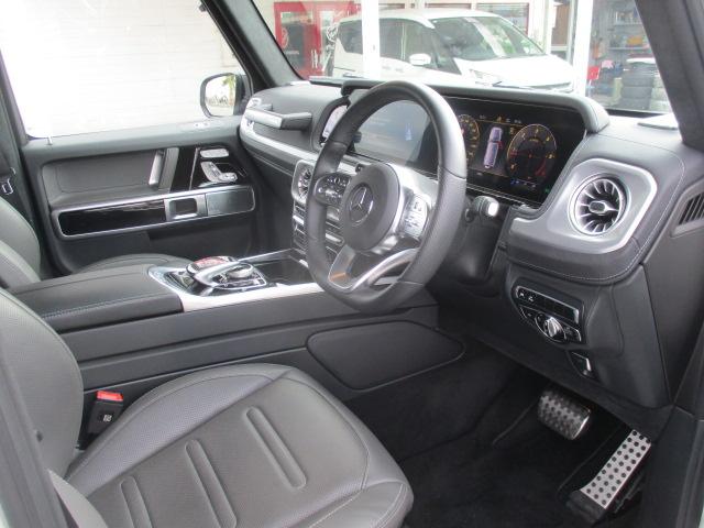 Ｇクラス Ｇ４００ｄ　ＡＭＧライン　１オーナ　ＡＭＧライン　Ｇマヌファクトゥーアプログラム　アダプティブダンピング　ラグジュアリーＰＫＧ　オパリスホワイト　ナビ　全方位カメラ　ＤＴＶ　ＢＴ　サンルーフ　ブルメスター　ＬＥＤライト　ＥＴＣ（15枚目）