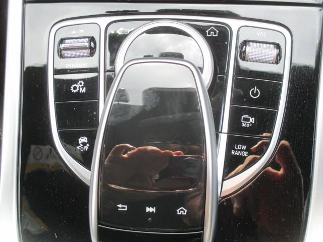 Ｇクラス Ｇ４００ｄ　ＡＭＧライン　１オーナ　ＡＭＧライン　Ｇマヌファクトゥーアプログラム　アダプティブダンピング　ラグジュアリーＰＫＧ　オパリスホワイト　ナビ　全方位カメラ　ＤＴＶ　ＢＴ　サンルーフ　ブルメスター　ＬＥＤライト　ＥＴＣ（42枚目）