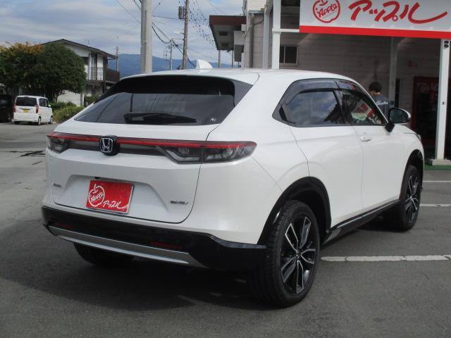 ヴェゼル ｅ：ＨＥＶ　Ｚ　ナビ　Ｂカメラ　ＤＴＶ　ＢＴ　ハーフレザー　シートヒーター　ステアリングヒーター　ＬＥＤライト　ホンダセンシング　レーダークルーズ　パワーバックドア　パドルシフト　ワイヤレス充電　ＥＴＣ　純正アルミ（11枚目）