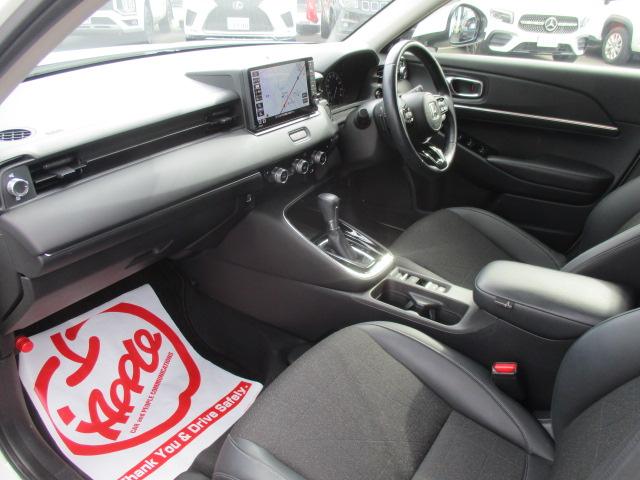 ヴェゼル ｅ：ＨＥＶ　Ｚ　ナビ　Ｂカメラ　ＤＴＶ　ＢＴ　ハーフレザー　シートヒーター　ステアリングヒーター　ＬＥＤライト　ホンダセンシング　レーダークルーズ　パワーバックドア　パドルシフト　ワイヤレス充電　ＥＴＣ　純正アルミ（20枚目）