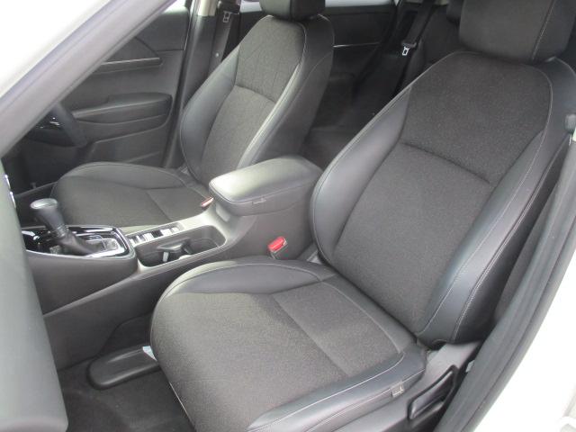 ヴェゼル ｅ：ＨＥＶ　Ｚ　ナビ　Ｂカメラ　ＤＴＶ　ＢＴ　ハーフレザー　シートヒーター　ステアリングヒーター　ＬＥＤライト　ホンダセンシング　レーダークルーズ　パワーバックドア　パドルシフト　ワイヤレス充電　ＥＴＣ　純正アルミ（21枚目）