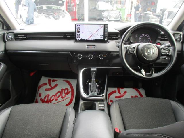 ヴェゼル ｅ：ＨＥＶ　Ｚ　ナビ　Ｂカメラ　ＤＴＶ　ＢＴ　ハーフレザー　シートヒーター　ステアリングヒーター　ＬＥＤライト　ホンダセンシング　レーダークルーズ　パワーバックドア　パドルシフト　ワイヤレス充電　ＥＴＣ　純正アルミ（22枚目）
