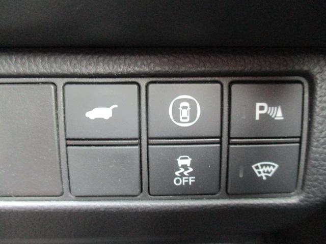 ヴェゼル ｅ：ＨＥＶ　Ｚ　ナビ　Ｂカメラ　ＤＴＶ　ＢＴ　ハーフレザー　シートヒーター　ステアリングヒーター　ＬＥＤライト　ホンダセンシング　レーダークルーズ　パワーバックドア　パドルシフト　ワイヤレス充電　ＥＴＣ　純正アルミ（27枚目）