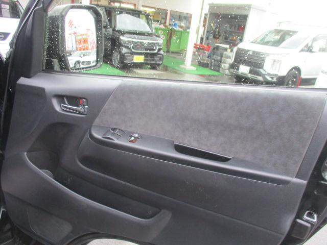 ハイエースワゴン ＧＬ　純正ナビ　全方位カメラ　ＤＴＶ　ＢＴ　パワースライド　ＬＥＤライト　スマートキー　デジタルインナーミラー　ＥＴＣ　純正アルミ　ＡＣ１００Ｖ　セーフティセンス　Ｐソナー（16枚目）