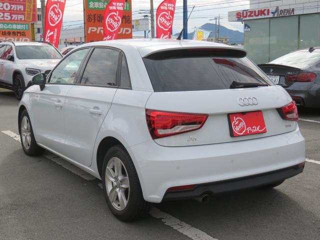 商談ルームには無料ドリンク、キッズルーム完備！ごゆっくりお話ができる空間を用意しております！！