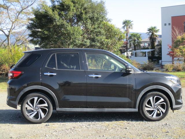 ライズ Ｚ　１オーナー／純正ＳＤナビ・地デジ・ＤＶＤ・ＢＴ／Ｂカメラ／純正１７インチアルミ／クルコン／革巻きステアリング／ステアリングスイッチ／シートヒーター／ビルトインＥＴＣ／ＬＥＤヘッドライト／フォグランプ／（3枚目）