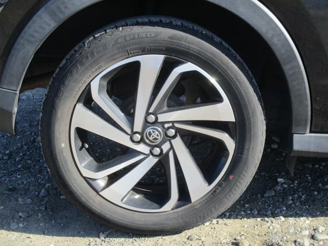 ライズ Ｚ　１オーナー／純正ＳＤナビ・地デジ・ＤＶＤ・ＢＴ／Ｂカメラ／純正１７インチアルミ／クルコン／革巻きステアリング／ステアリングスイッチ／シートヒーター／ビルトインＥＴＣ／ＬＥＤヘッドライト／フォグランプ／（9枚目）