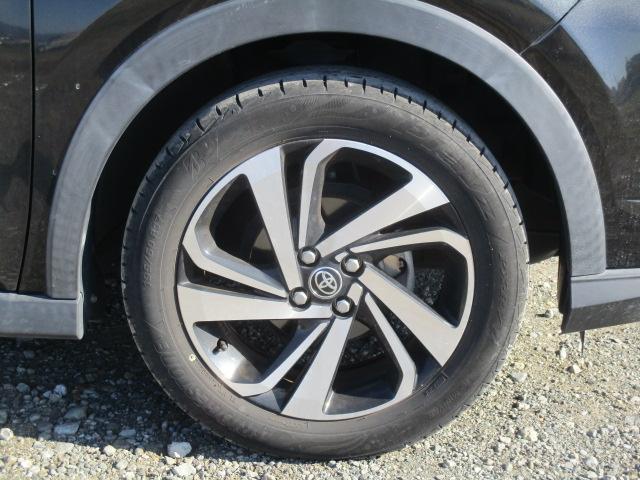 ライズ Ｚ　１オーナー／純正ＳＤナビ・地デジ・ＤＶＤ・ＢＴ／Ｂカメラ／純正１７インチアルミ／クルコン／革巻きステアリング／ステアリングスイッチ／シートヒーター／ビルトインＥＴＣ／ＬＥＤヘッドライト／フォグランプ／（11枚目）