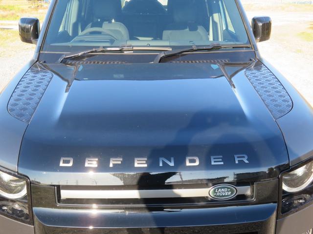 ディフェンダー 110V8カルパチアンエディション P525 1オーナー/パノラミックルーフ/純正22インチAW/メリディアンサラウンド/急速クーラーボックス/クルコン/ドラレコ/全方位カメラ/パドルシフト/背面タイヤカバー/(17枚目)