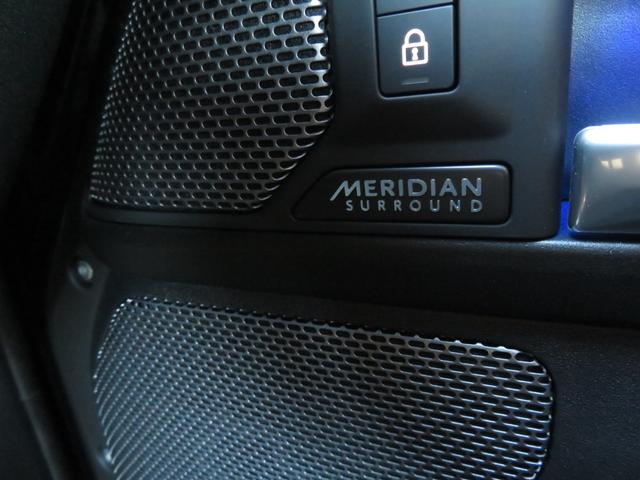 ディフェンダー 110V8カルパチアンエディション P525 1オーナー/パノラミックルーフ/純正22インチAW/メリディアンサラウンド/急速クーラーボックス/クルコン/ドラレコ/全方位カメラ/パドルシフト/背面タイヤカバー/(43枚目)