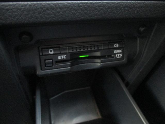 アルファード ２４０Ｓ　タイプゴールドＩＩ　純正９型ナビ　Ｂカメラ　ＤＴＶ　ＢＴ　フリップダウンモニター　両側パワースライド　パワーバックドア　純正アルミ　ハーフレザー　ＥＴＣ　スマートキー（36枚目）