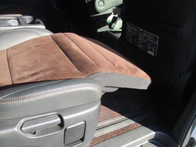 アルファード ２４０Ｓ　タイプゴールドＩＩ　純正９型ナビ　Ｂカメラ　ＤＴＶ　ＢＴ　フリップダウンモニター　両側パワースライド　パワーバックドア　純正アルミ　ハーフレザー　ＥＴＣ　スマートキー（43枚目）