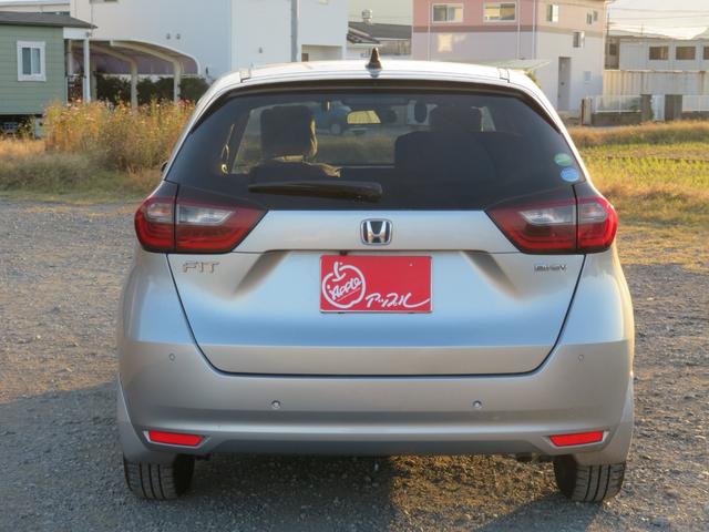 フィット ｅ：ＨＥＶベーシック　ワンオーナー／前後ドラレコ／ホンダセンシング／純正ＳＤナビ／Ｂｌｕｅｔｏｏｔｈ／ＥＴＣ／レーダークルーズ／ステアリングスイッチ／ソナー／スマートキー／プッシュスタート／ＬＥＤヘッドライト／バックカメラ（7枚目）