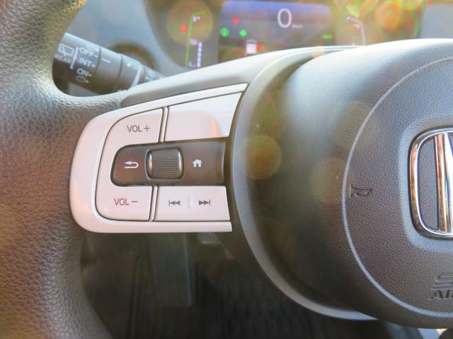 フィット ｅ：ＨＥＶベーシック　ワンオーナー／前後ドラレコ／ホンダセンシング／純正ＳＤナビ／Ｂｌｕｅｔｏｏｔｈ／ＥＴＣ／レーダークルーズ／ステアリングスイッチ／ソナー／スマートキー／プッシュスタート／ＬＥＤヘッドライト／バックカメラ（22枚目）