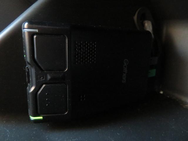 フィット ｅ：ＨＥＶベーシック　ワンオーナー／前後ドラレコ／ホンダセンシング／純正ＳＤナビ／Ｂｌｕｅｔｏｏｔｈ／ＥＴＣ／レーダークルーズ／ステアリングスイッチ／ソナー／スマートキー／プッシュスタート／ＬＥＤヘッドライト／バックカメラ（25枚目）