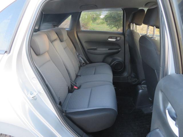 フィット ｅ：ＨＥＶベーシック　ワンオーナー／前後ドラレコ／ホンダセンシング／純正ＳＤナビ／Ｂｌｕｅｔｏｏｔｈ／ＥＴＣ／レーダークルーズ／ステアリングスイッチ／ソナー／スマートキー／プッシュスタート／ＬＥＤヘッドライト／バックカメラ（31枚目）