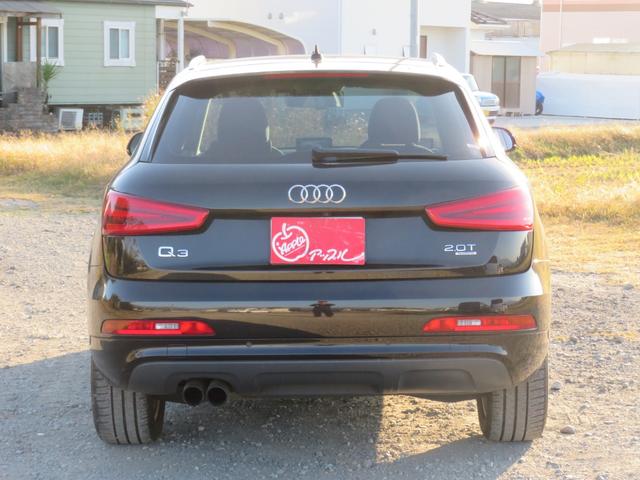 Ｑ３ ２．０ＴＦＳＩクワトロ２１１ＰＳ　メーカーナビ／ＨＤＤ・ＢＴ・ＤＶＤ／Ｂカメラ／前後ドラレコ／純正１８インチアルミ／前席パワーシート／革巻きハンドル／ステアリングスイッチ／ＨＩＤヘッドライト／フォグランプ／（7枚目）
