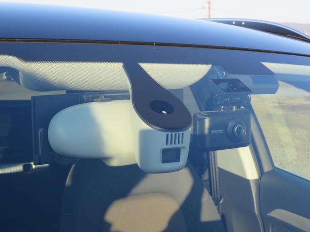 Ｑ３ ２．０ＴＦＳＩクワトロ２１１ＰＳ　メーカーナビ／ＨＤＤ・ＢＴ・ＤＶＤ／Ｂカメラ／前後ドラレコ／純正１８インチアルミ／前席パワーシート／革巻きハンドル／ステアリングスイッチ／ＨＩＤヘッドライト／フォグランプ／（14枚目）