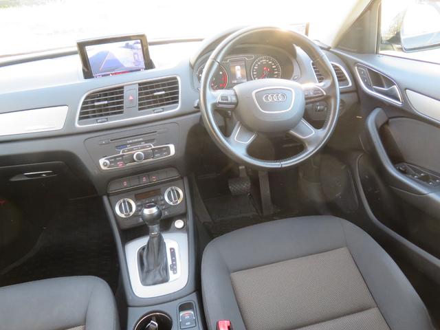 Ｑ３ ２．０ＴＦＳＩクワトロ２１１ＰＳ　メーカーナビ／ＨＤＤ・ＢＴ・ＤＶＤ／Ｂカメラ／前後ドラレコ／純正１８インチアルミ／前席パワーシート／革巻きハンドル／ステアリングスイッチ／ＨＩＤヘッドライト／フォグランプ／（17枚目）