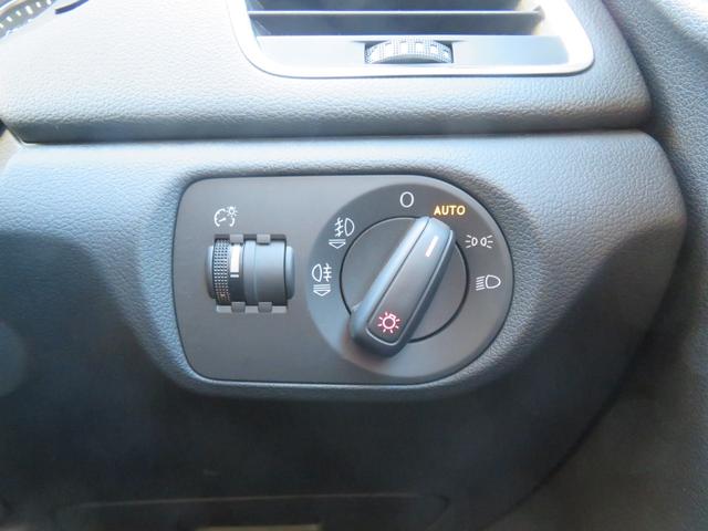 Ｑ３ ２．０ＴＦＳＩクワトロ２１１ＰＳ　メーカーナビ／ＨＤＤ・ＢＴ・ＤＶＤ／Ｂカメラ／前後ドラレコ／純正１８インチアルミ／前席パワーシート／革巻きハンドル／ステアリングスイッチ／ＨＩＤヘッドライト／フォグランプ／（39枚目）