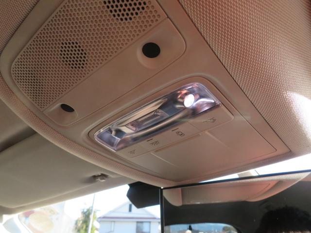 Ｑ３ ２．０ＴＦＳＩクワトロ２１１ＰＳ　メーカーナビ／ＨＤＤ・ＢＴ・ＤＶＤ／Ｂカメラ／前後ドラレコ／純正１８インチアルミ／前席パワーシート／革巻きハンドル／ステアリングスイッチ／ＨＩＤヘッドライト／フォグランプ／（46枚目）