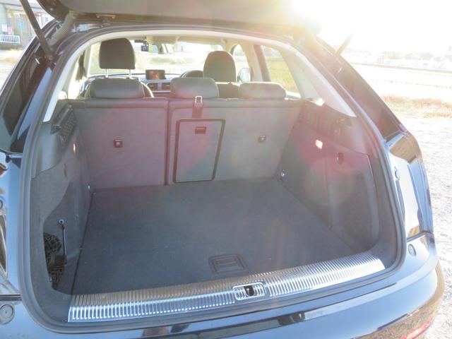 Ｑ３ ２．０ＴＦＳＩクワトロ２１１ＰＳ　メーカーナビ／ＨＤＤ・ＢＴ・ＤＶＤ／Ｂカメラ／前後ドラレコ／純正１８インチアルミ／前席パワーシート／革巻きハンドル／ステアリングスイッチ／ＨＩＤヘッドライト／フォグランプ／（51枚目）