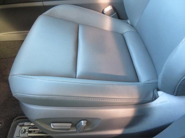 クラウンクロスオーバー Ｇアドバンスド・レザーパッケージ　クロレザーシート／デジタルインナーミラ／ベンチレーション付シートヒーター／セーフティセンス／ブラインドスポット／ディスプレイオーディオ／純正ナビ／フルセグＴＶ／３６０°カメラ／（32枚目）